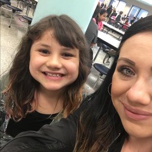 Meet your Posher, Hayley